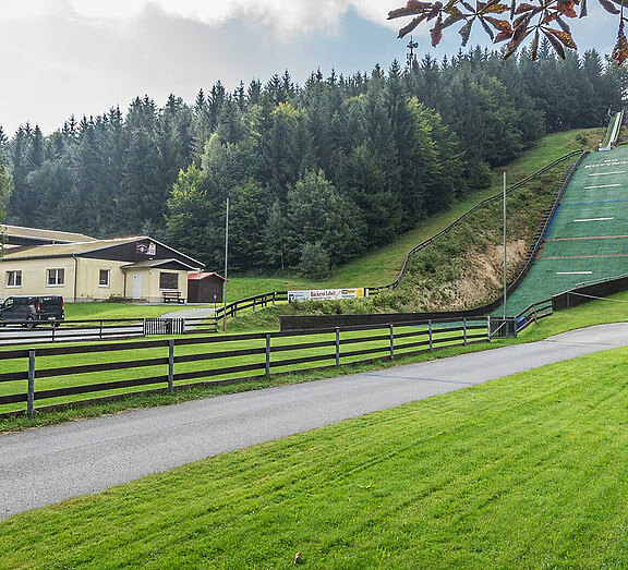 Skiheim und Sprungschanzen auf dem Kottmar 